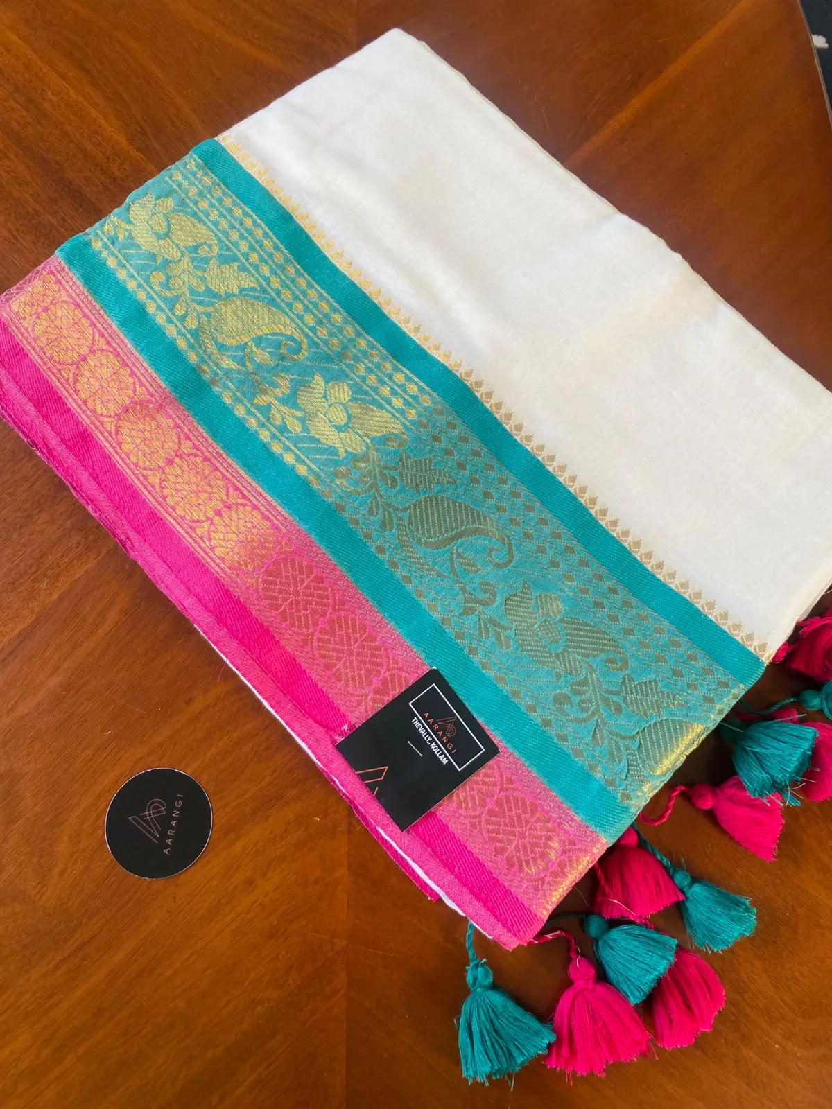 Mul Cotton Saree with Pink & Teal Border