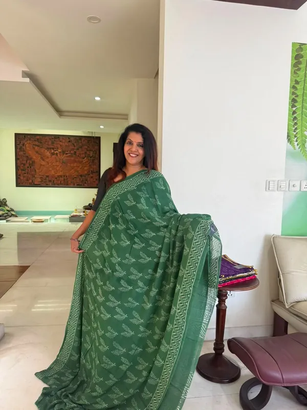 Bottle Green Double Diamond Chiffon Saree
